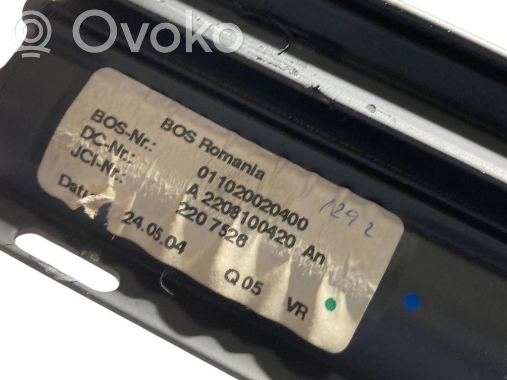 Elektrisks aizmugurējā loga aizkars