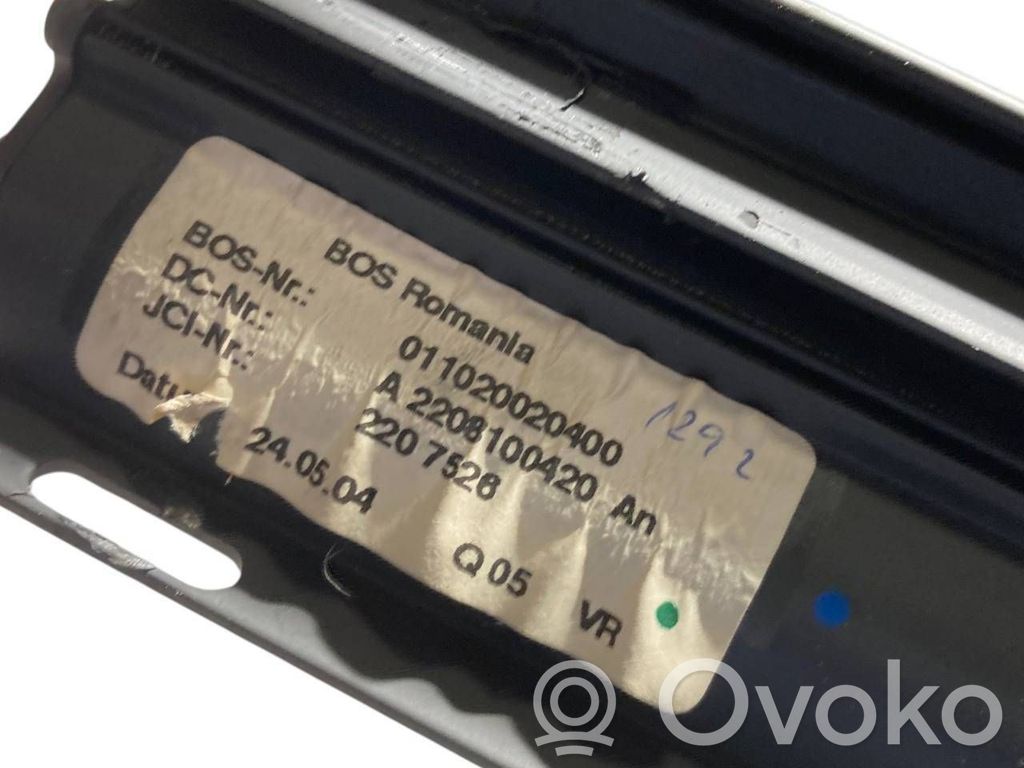 Elektrisks aizmugurējā loga aizkars