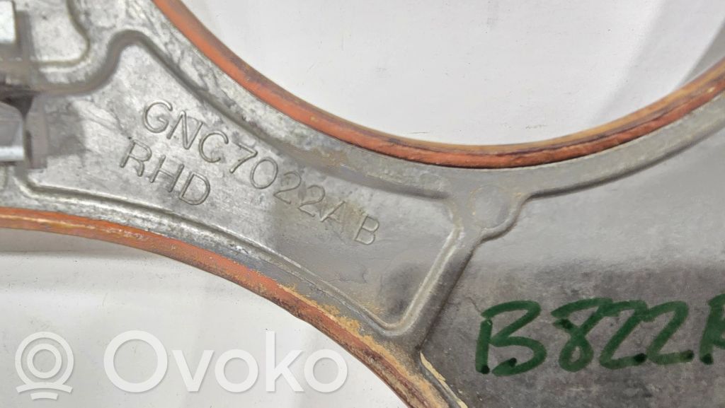 Instrumentu paneļa dekoratīvā apdare