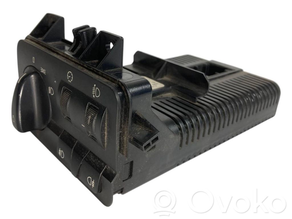 Headlight switch