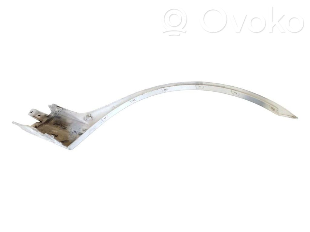 Front arch trim