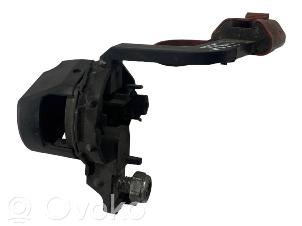 Positive wire connection assembly