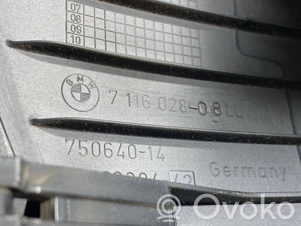 Cita veida salona detaļa