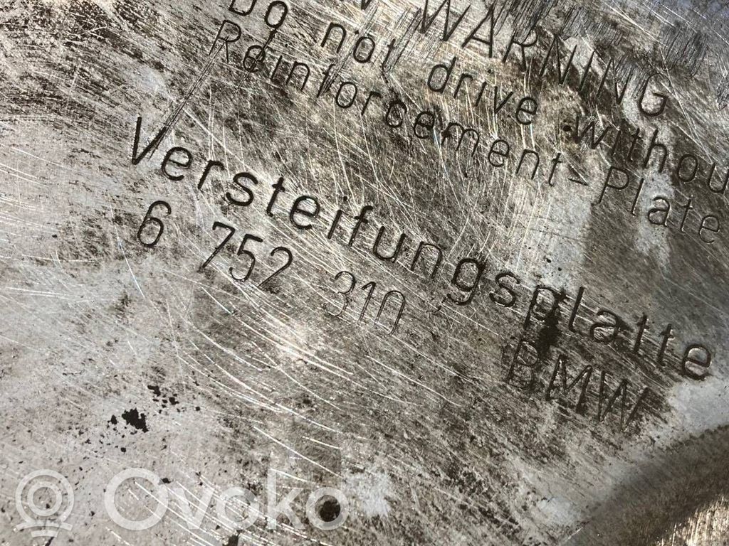 Dzinēja apakšas aizsargs