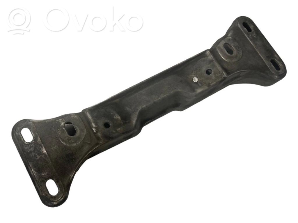 Transmission mounting bracket