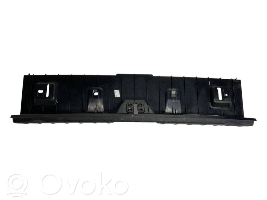 Trunk sill trim