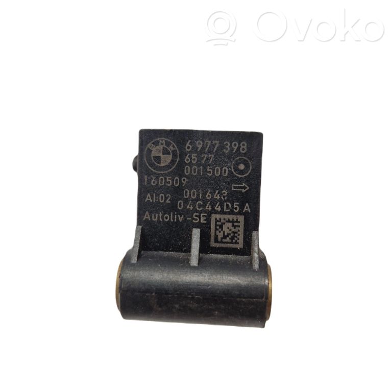 Airbag impact sensor