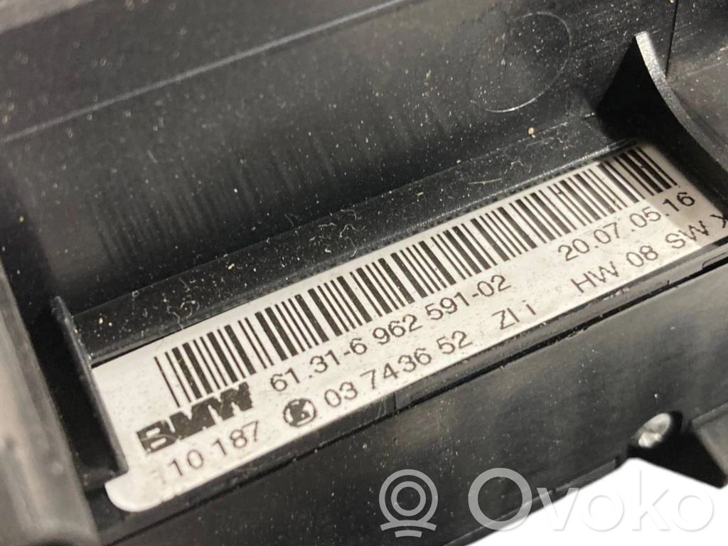 Sēdekļu apsildes slēdzis