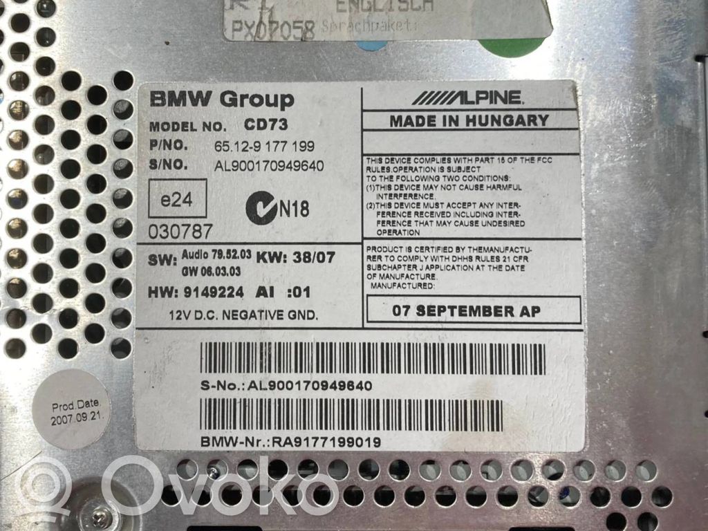 Radio / CD/DVD atskaņotājs / navigācija