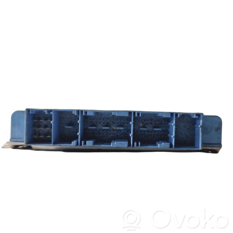 Pārnesumkārbas vadības bloks