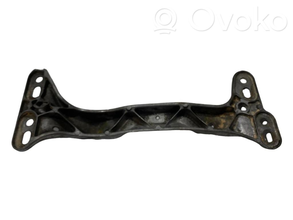 Transmission mounting bracket