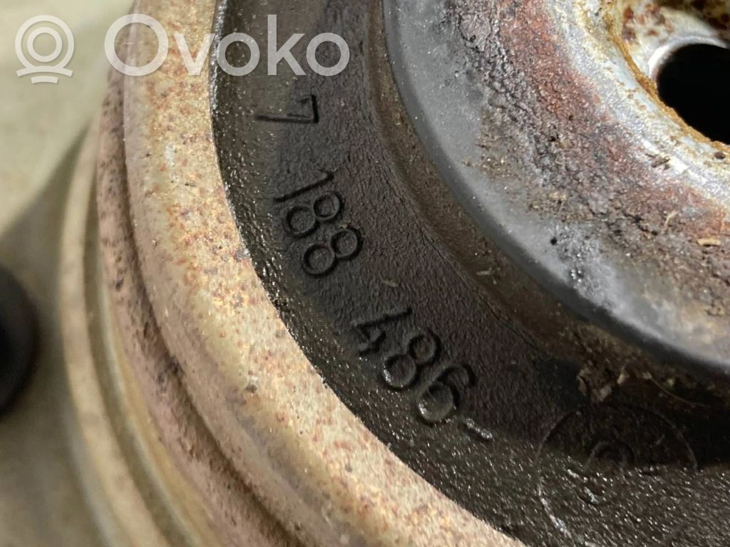 Battery mounting base