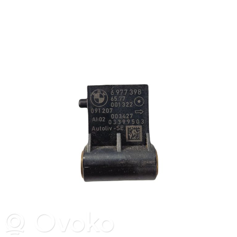 Airbag impact sensor