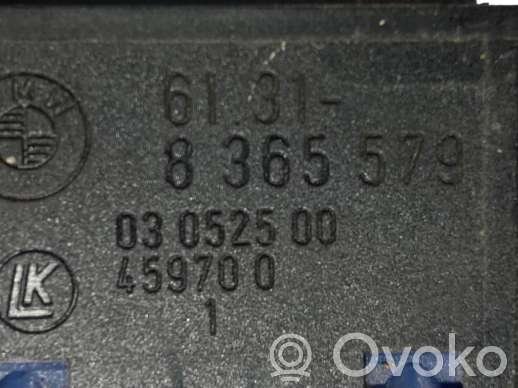 Aizmugures durvju atvēršanas slēdzis