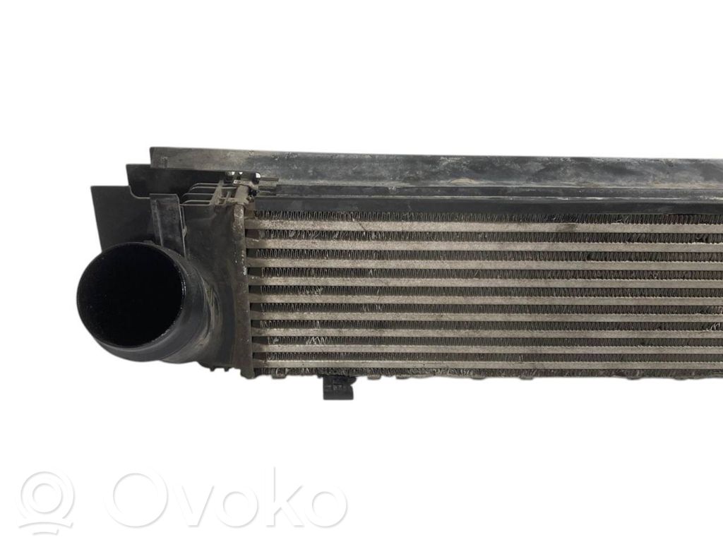Starpdzesētāja radiators