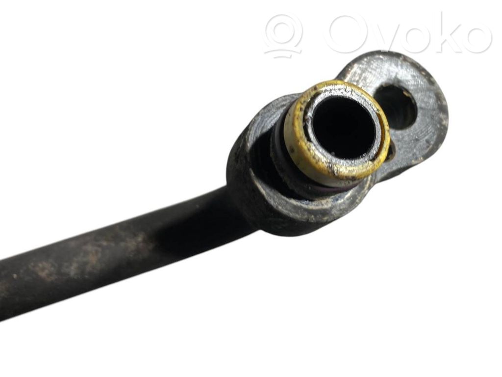 Air conditioner pipe(s) / hose(s)
