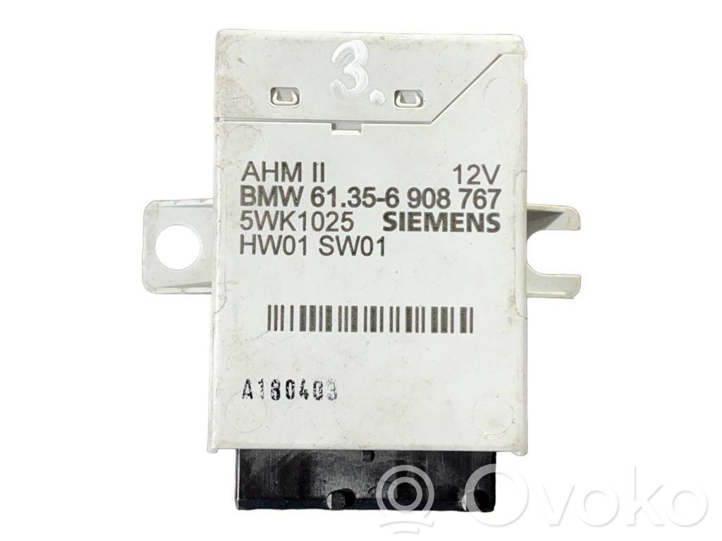 Trailer hitch control unit