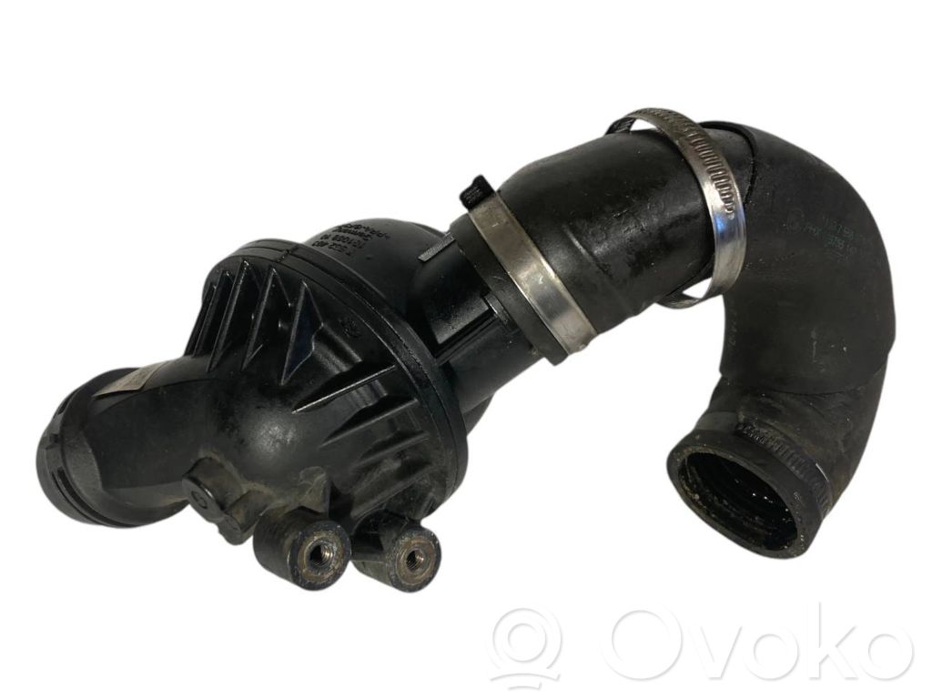 Thermostat / thermostat housing
