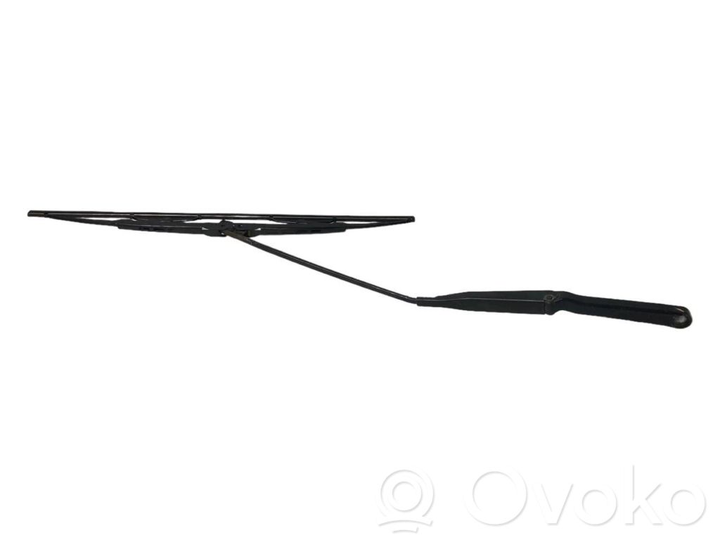 Windshield wiper arm