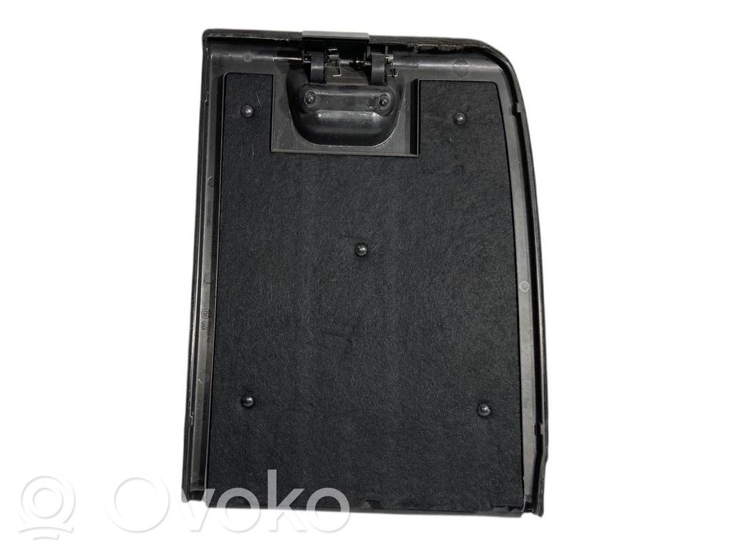 Side decorative trim panel