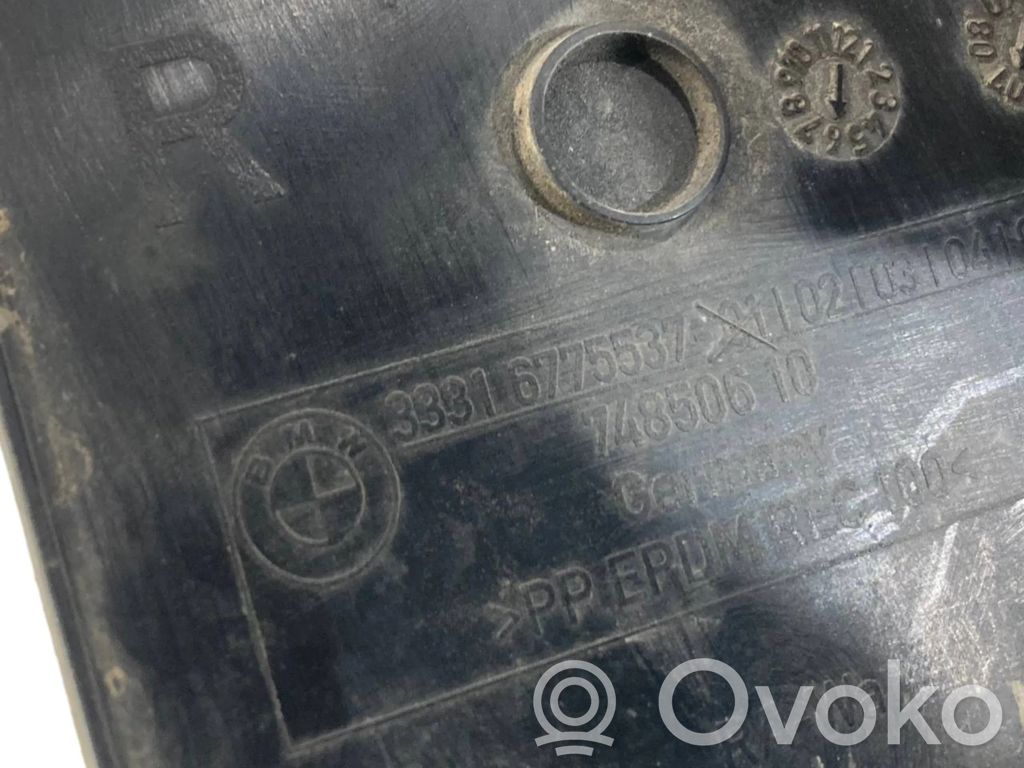 Apakšas aizsargs šasijas aizmugurējā daļā