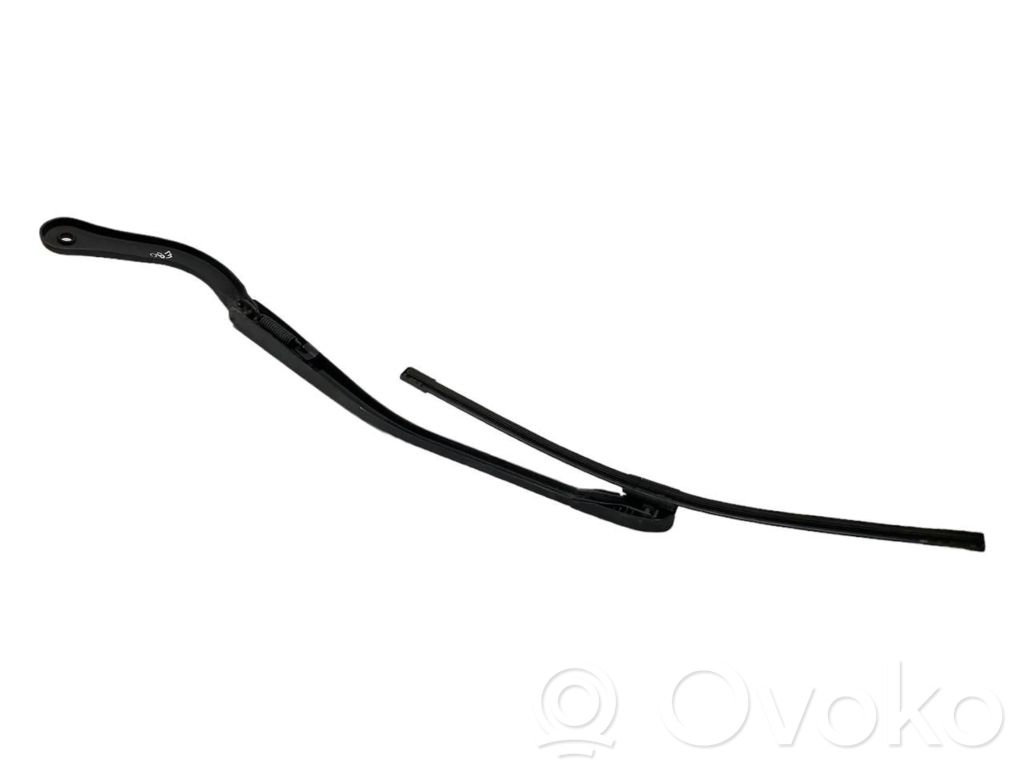 Windshield wiper arm