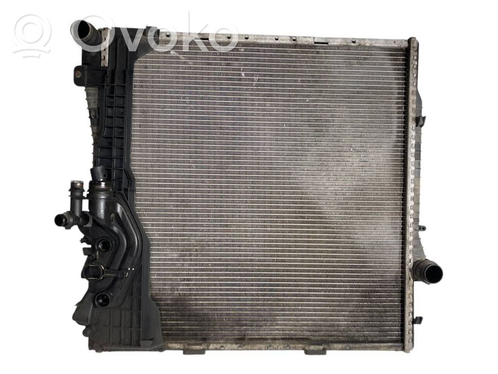 Dzesēšanas šķidruma radiators