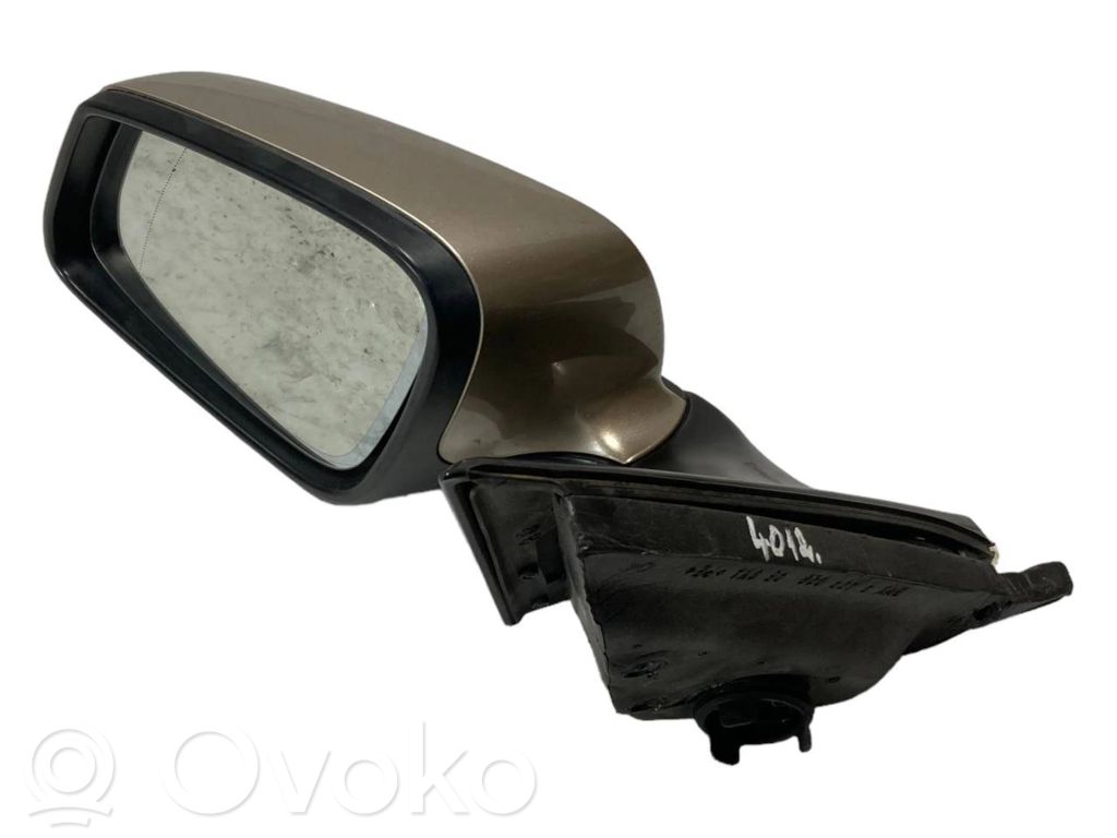 Mirror (electrically controlled)