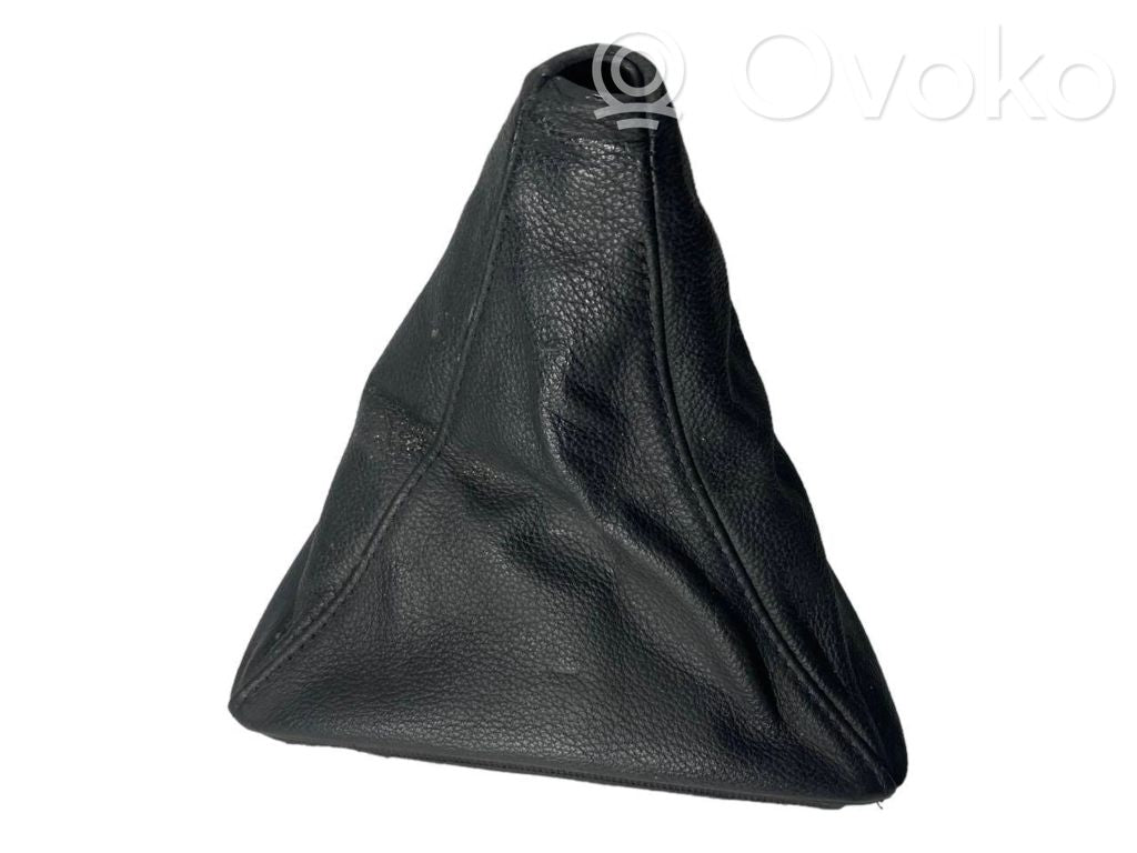 Handle decoration – leather/fabric