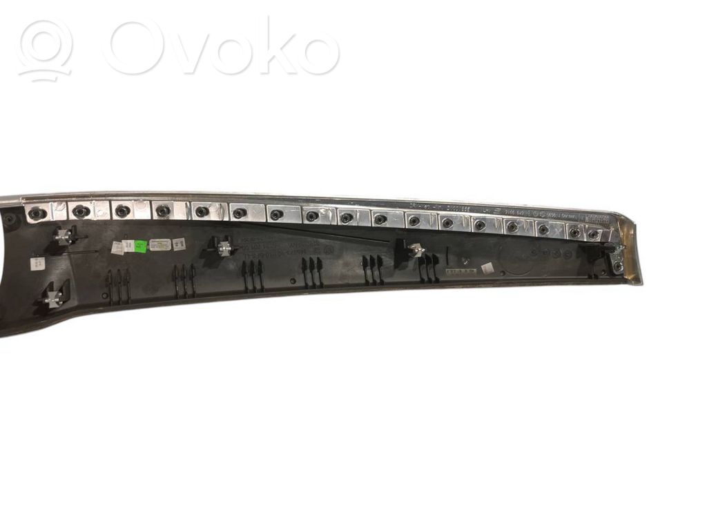 Radio/navigation decorative trim