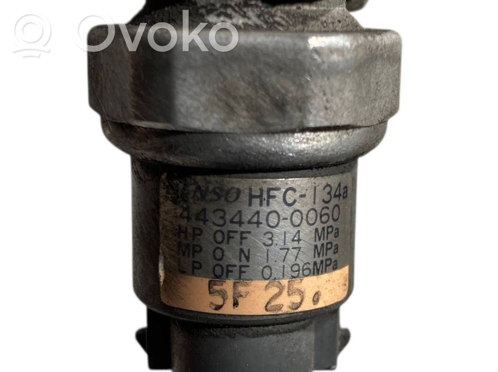 Gaisa kondicioniera caurulīte (-es) / šļūtene (-es)