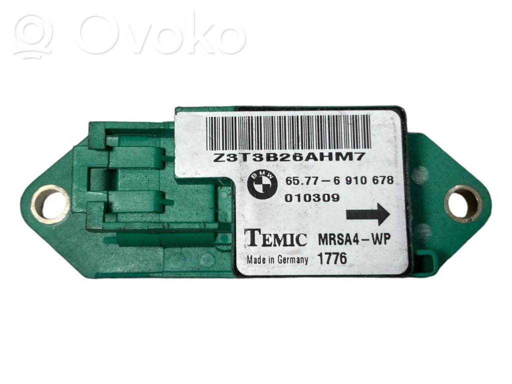 Airbag impact sensor