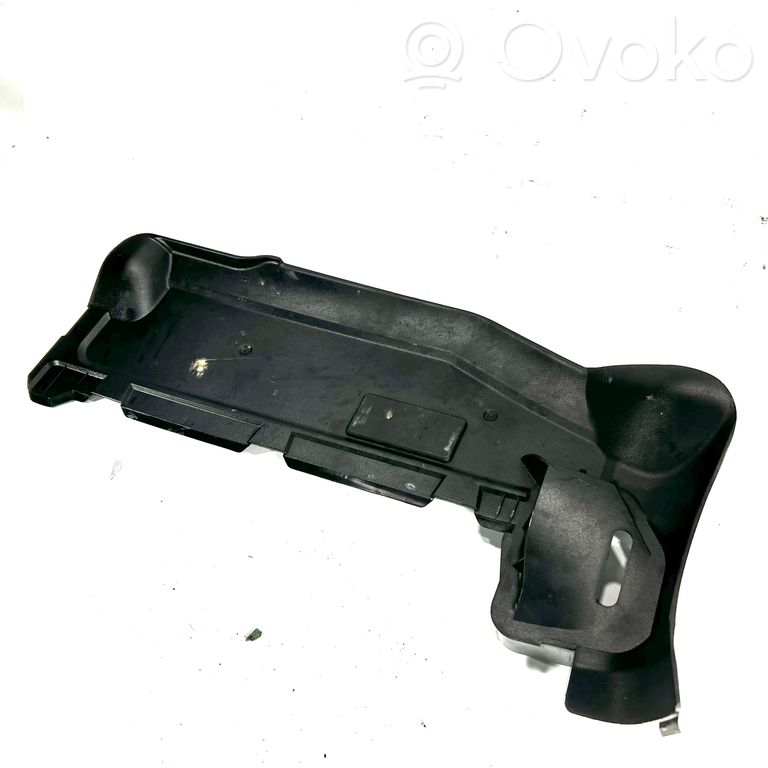 Другая часть интерьера