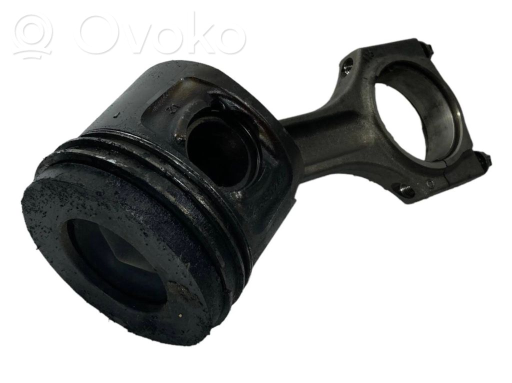 Piston with connecting rod