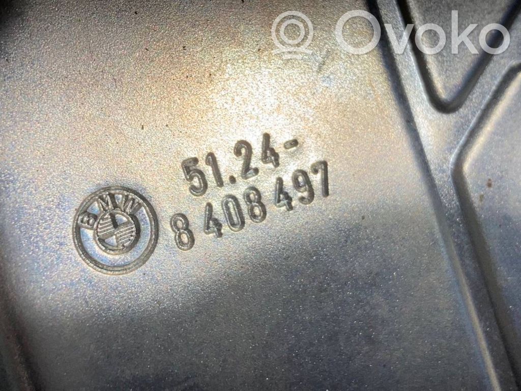 Aizmugurējā pārsega slēdzenes motorīts