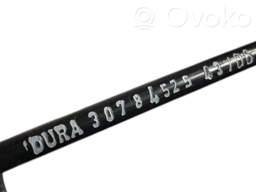 Priekšpusē slēdzene