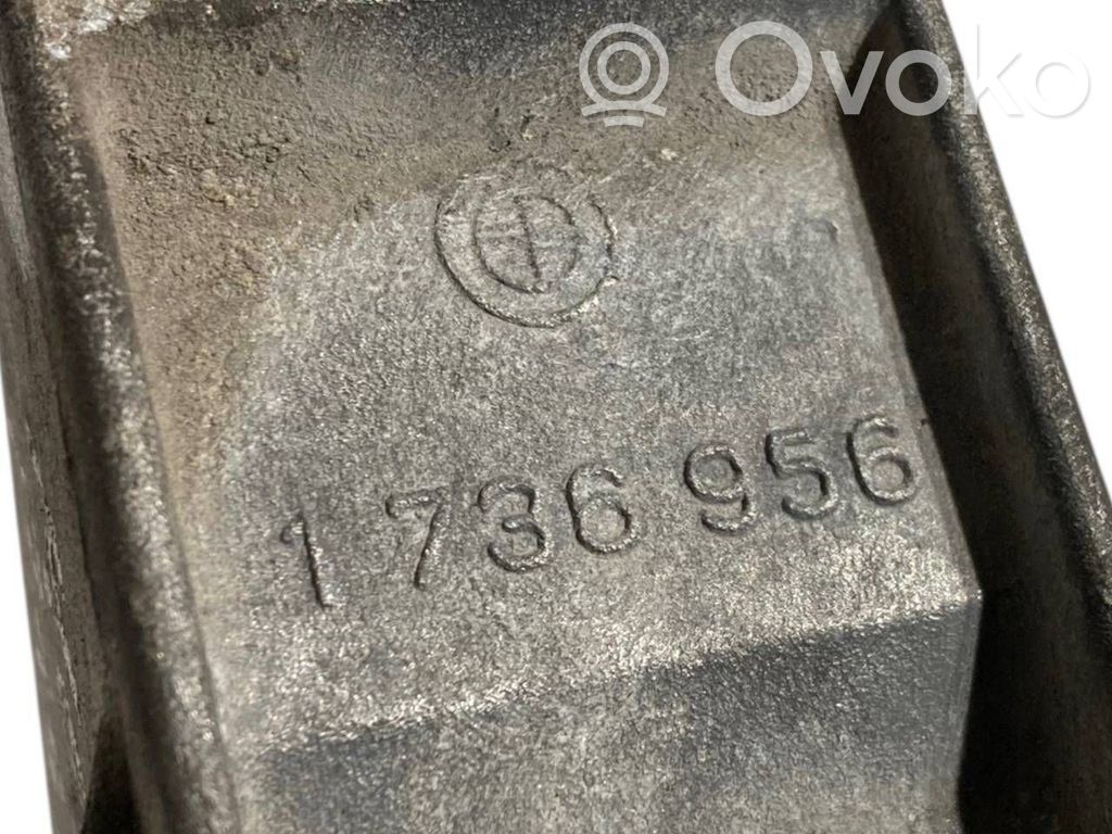 Dzinēja nostiprināšanas stiprinājums-kronšteins