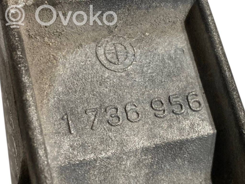 Dzinēja nostiprināšanas stiprinājums-kronšteins
