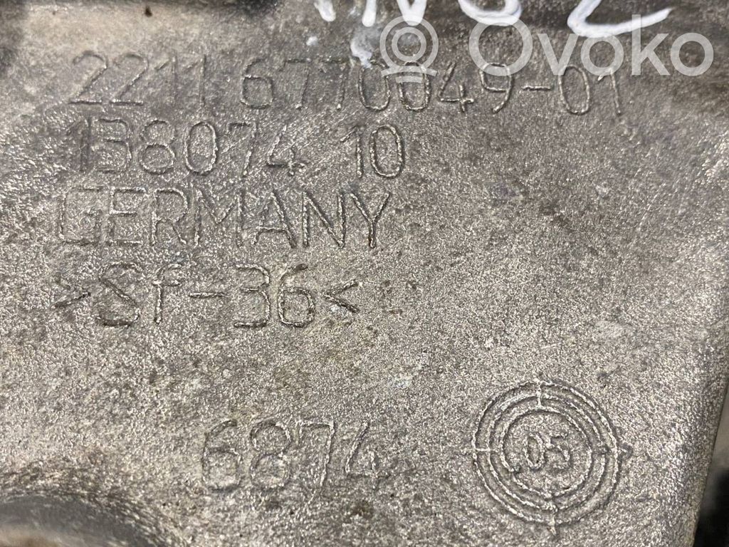 Dzinēja nostiprināšanas stiprinājums-kronšteins