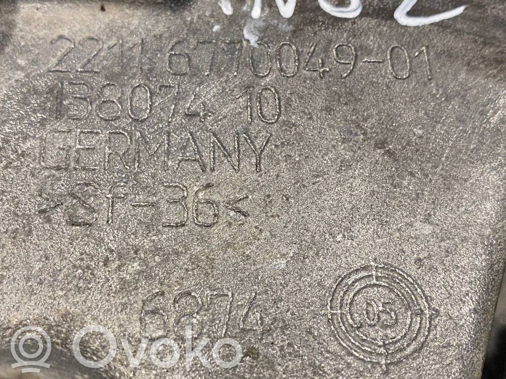 Dzinēja nostiprināšanas stiprinājums-kronšteins