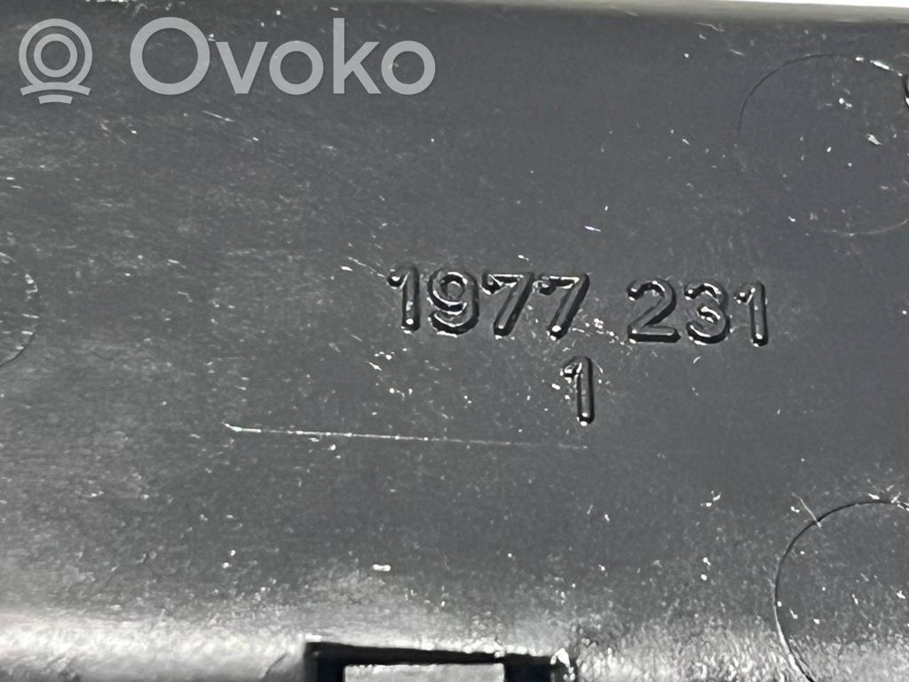 Cigarešu aizdedzināmā dekoratīvā apdare