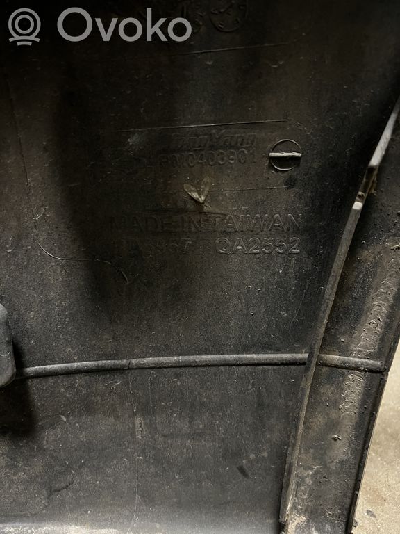 Передний бампер