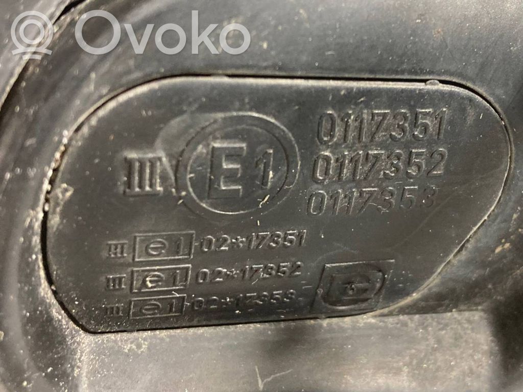 Зеркало (с электрическим управлением)