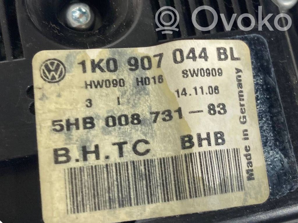 Gaisa kondicioniera / klimata kontroles / salona apsildes vadības bloks (salonā)