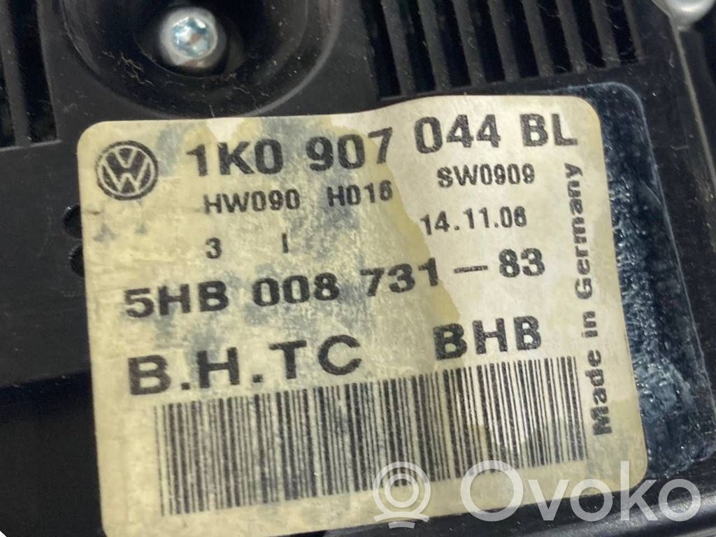 Gaisa kondicioniera / klimata kontroles / salona apsildes vadības bloks (salonā)