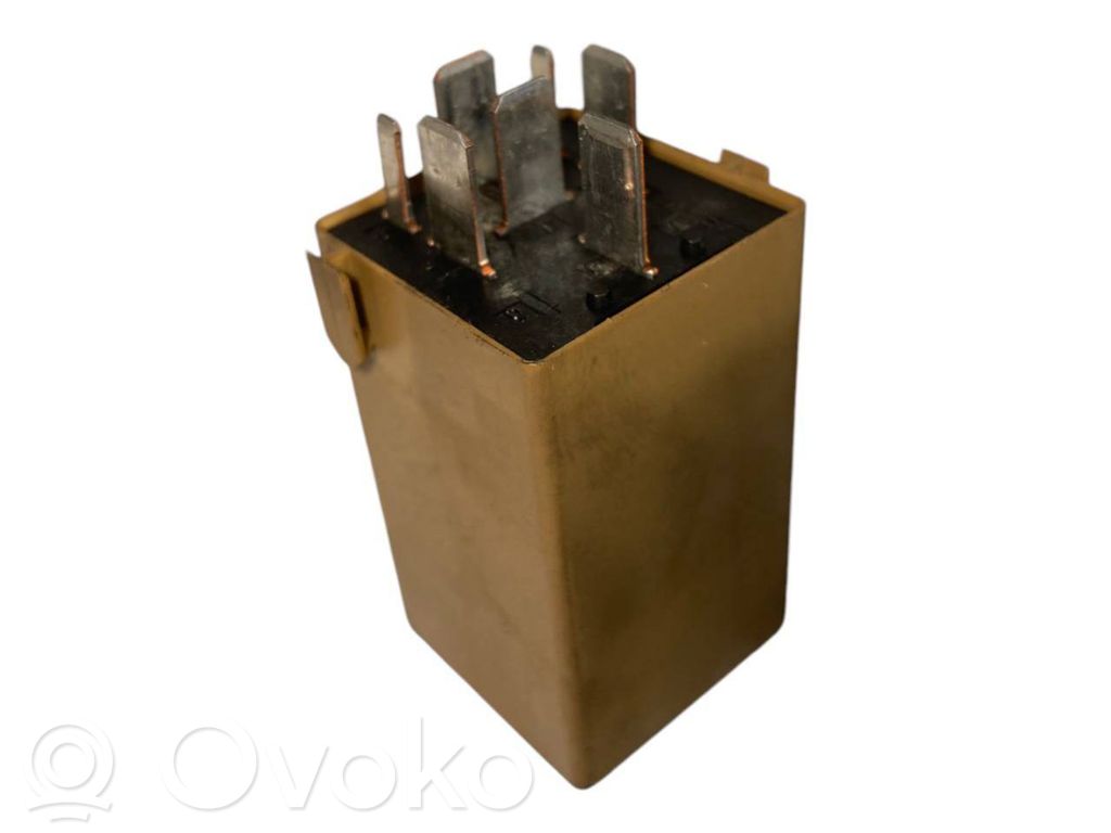 Window wiper relay