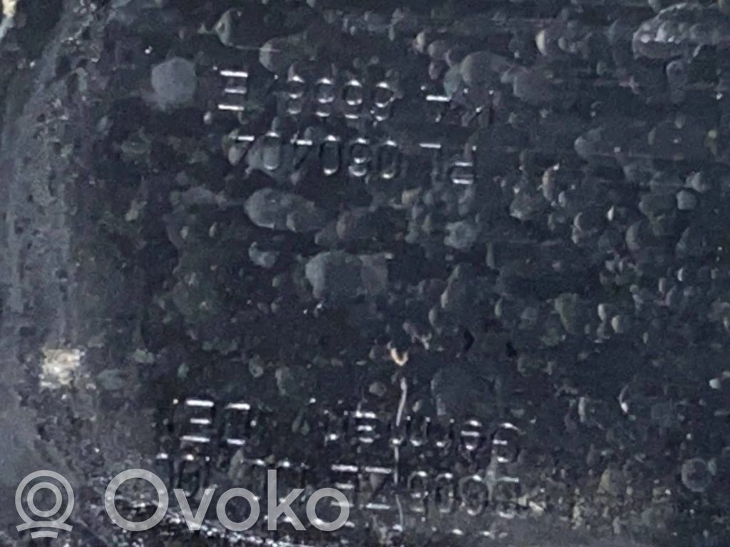 Radiatoru panelis