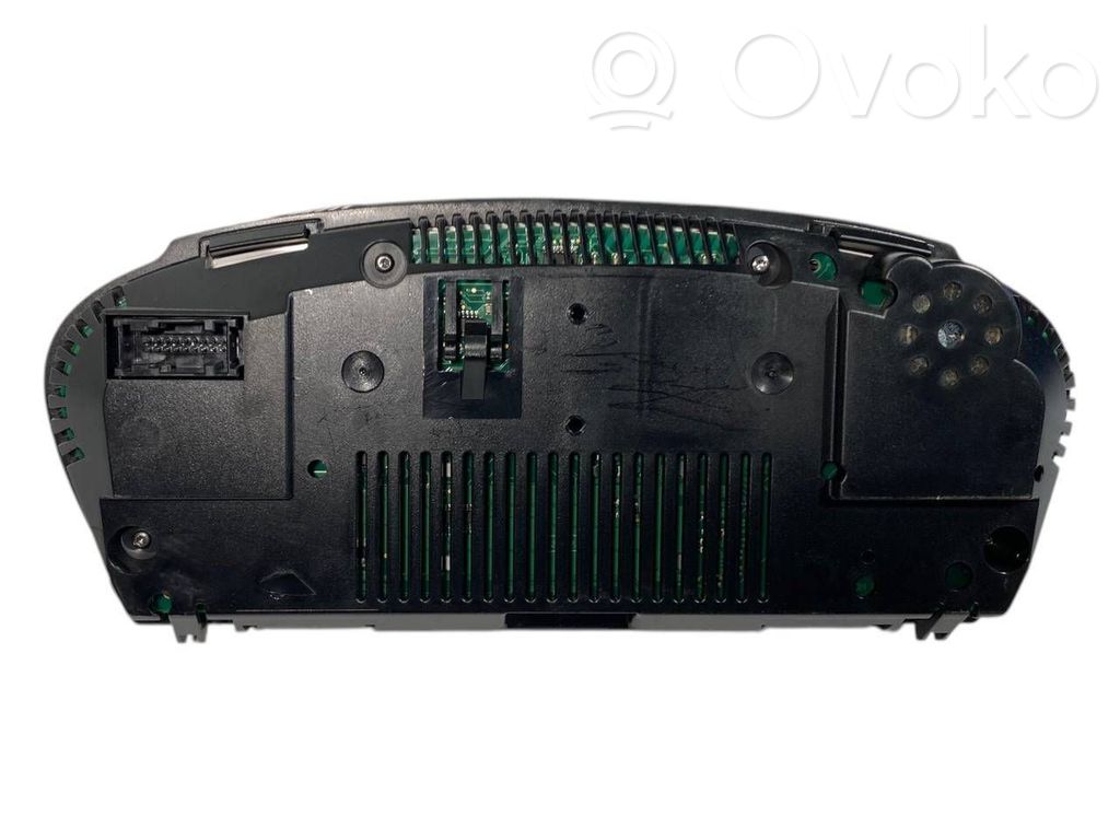 Speedometer (in the instrument panel)