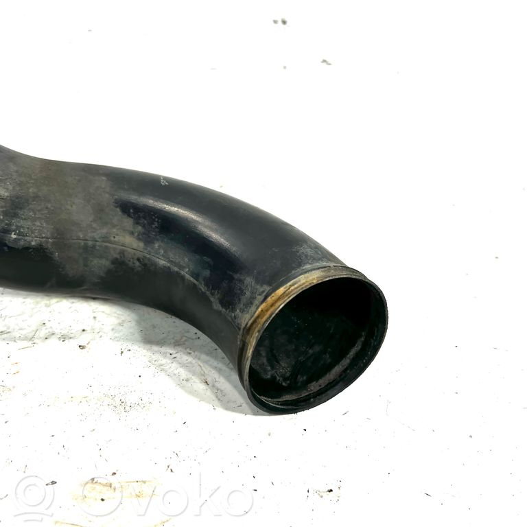 Air intake duct details