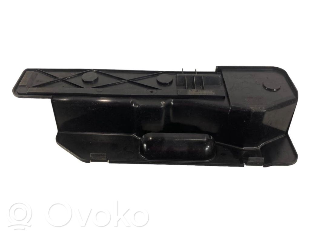 Spare wheel compartment trim